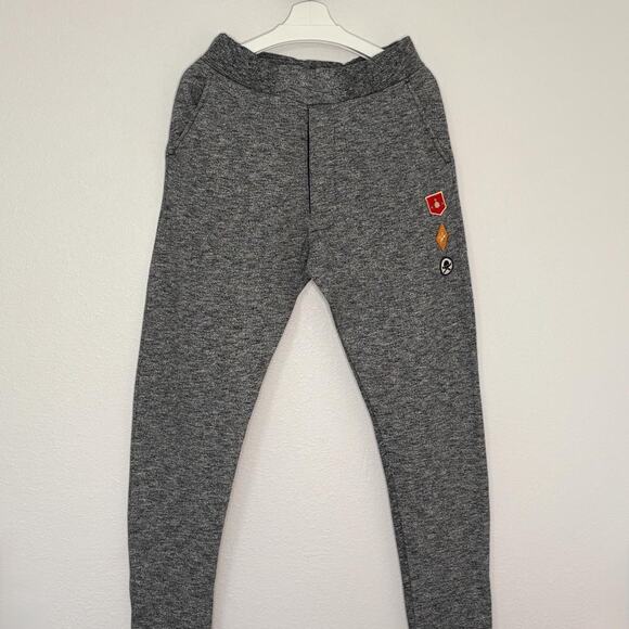 Sweatpants Gray with Patch Logo Large - Picture 1 of 8